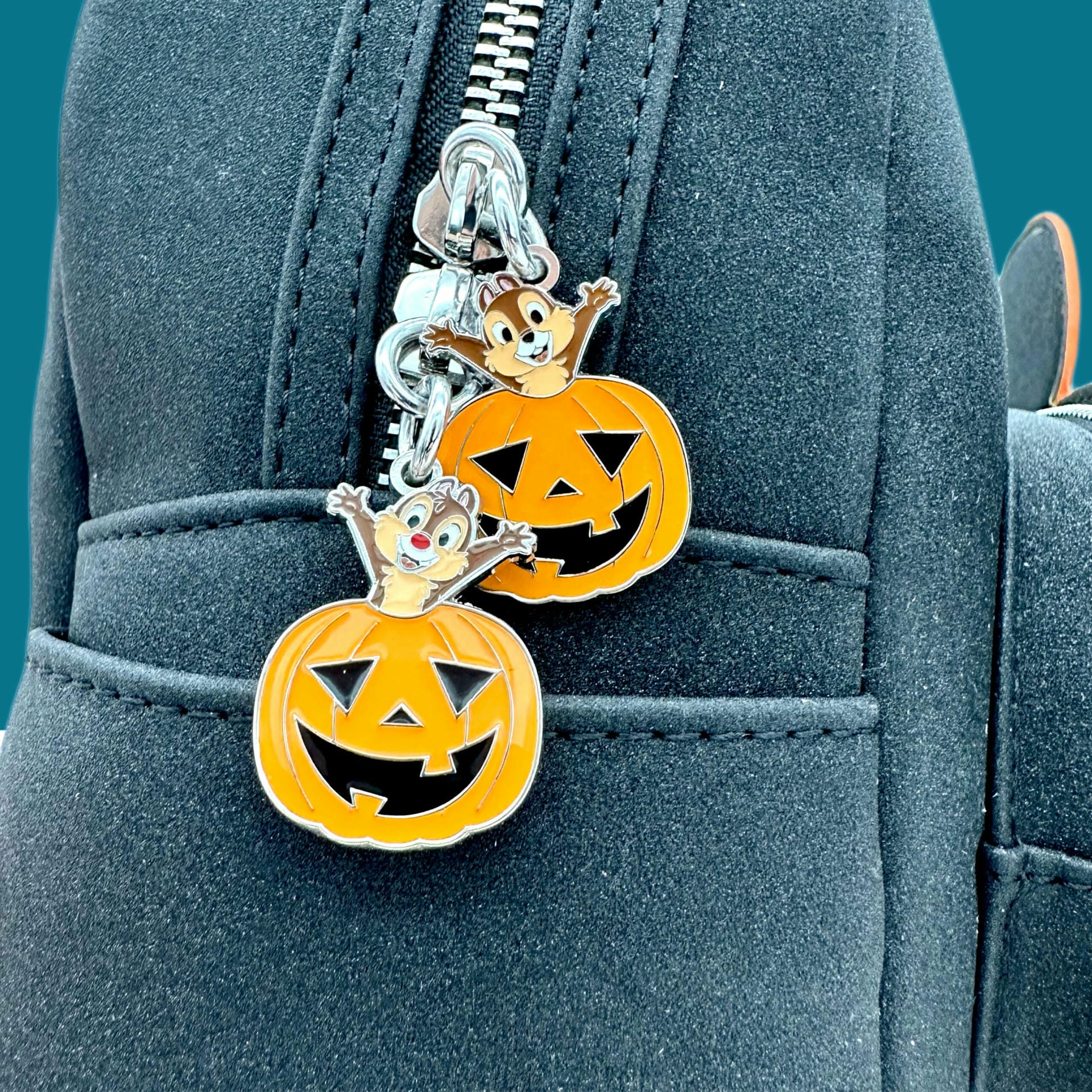 Chip & Dale Pumpkin Loungefly Mini Backpack – Get Ready Comics